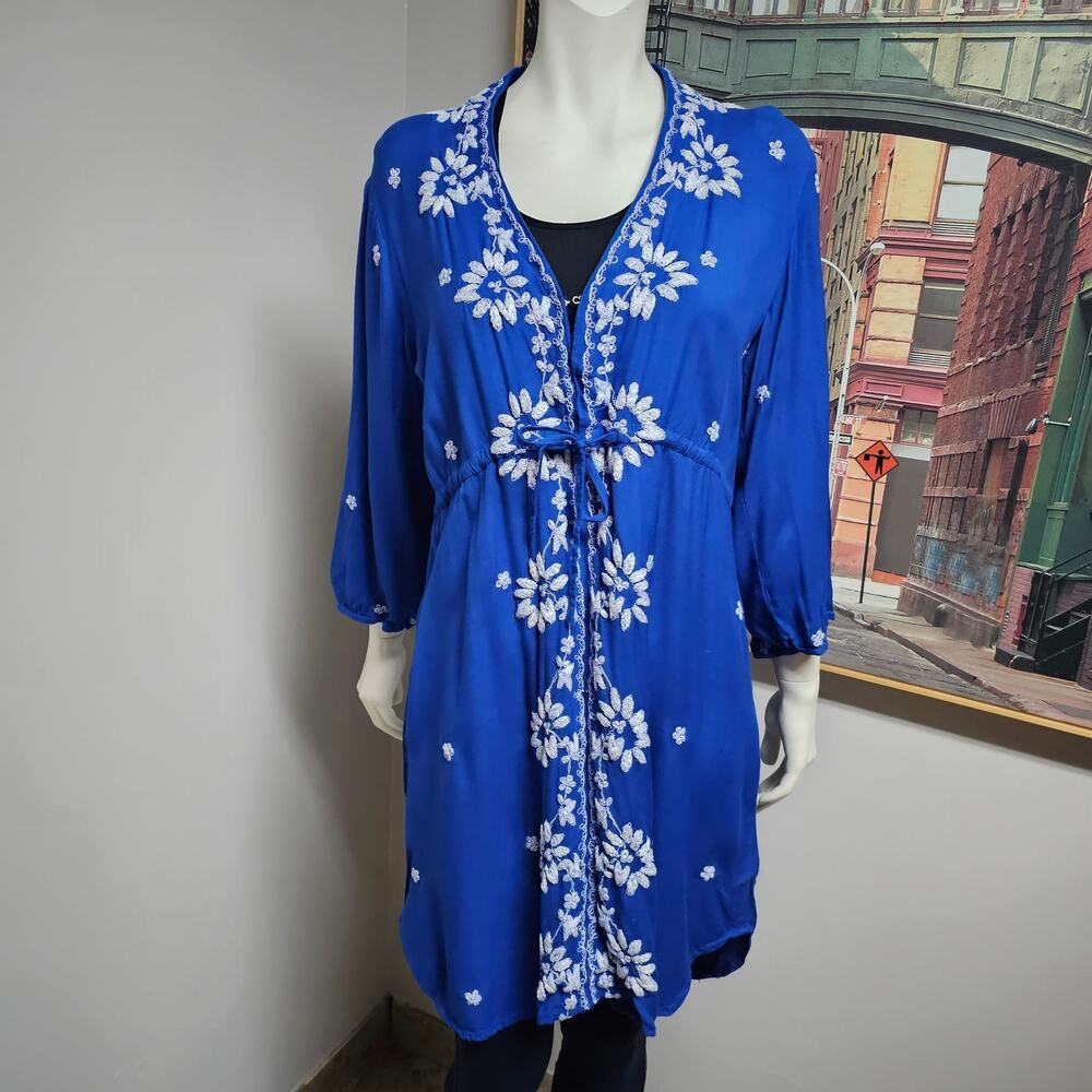 Solitaire Embroidered Beach Dress/Tunic Size Large